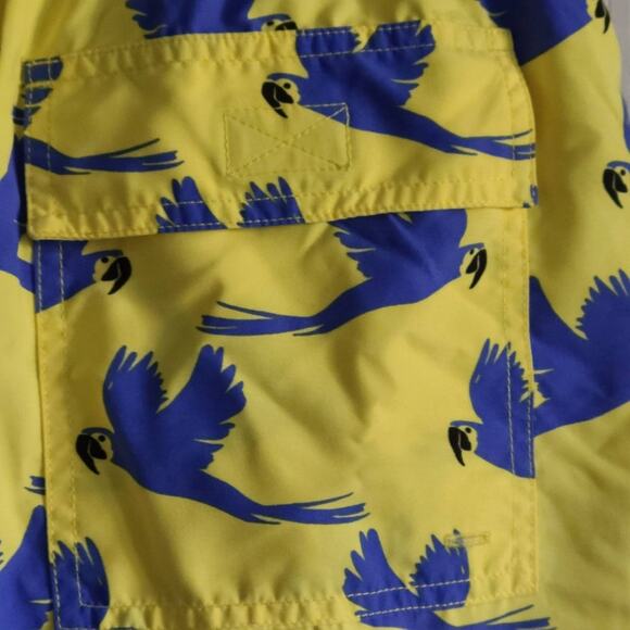 TOM & TEDDY Yellow & Blue Flying Parrots UPF 50+ Quick Dry Swim Shorts Medium - Picture 6 of 11